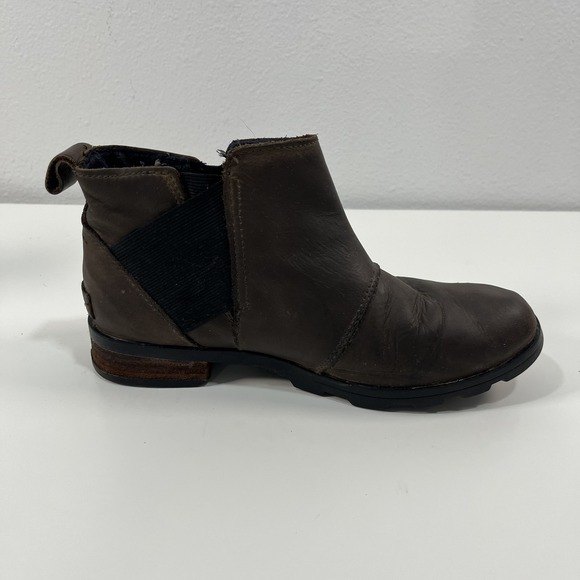 Sorel Women's Size 7 Emelie Waterproof Chelsea Booties Boots Gray Brown Black - Picture 8 of 13
